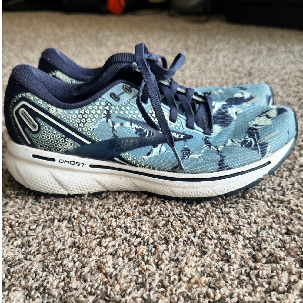 Brooks Ghost 14 Women’s Running Shoes – Size 6